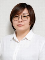 出演者名