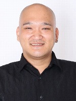 出演者名